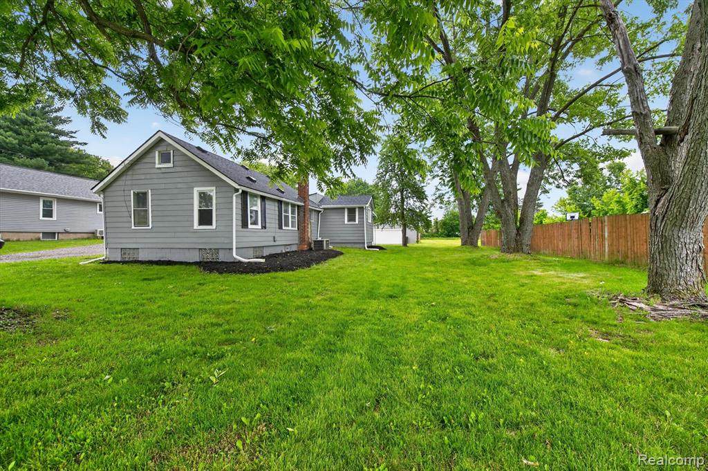 2931 Grant Road - Photo 1
