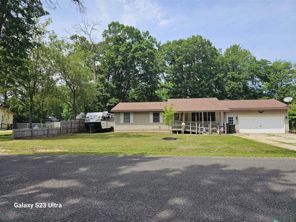 3074 Glenrick Avenue - Photo 1