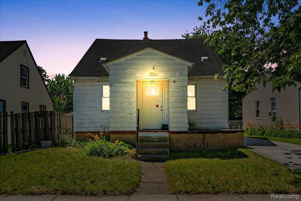 7220 Hupp Avenue - Photo 1
