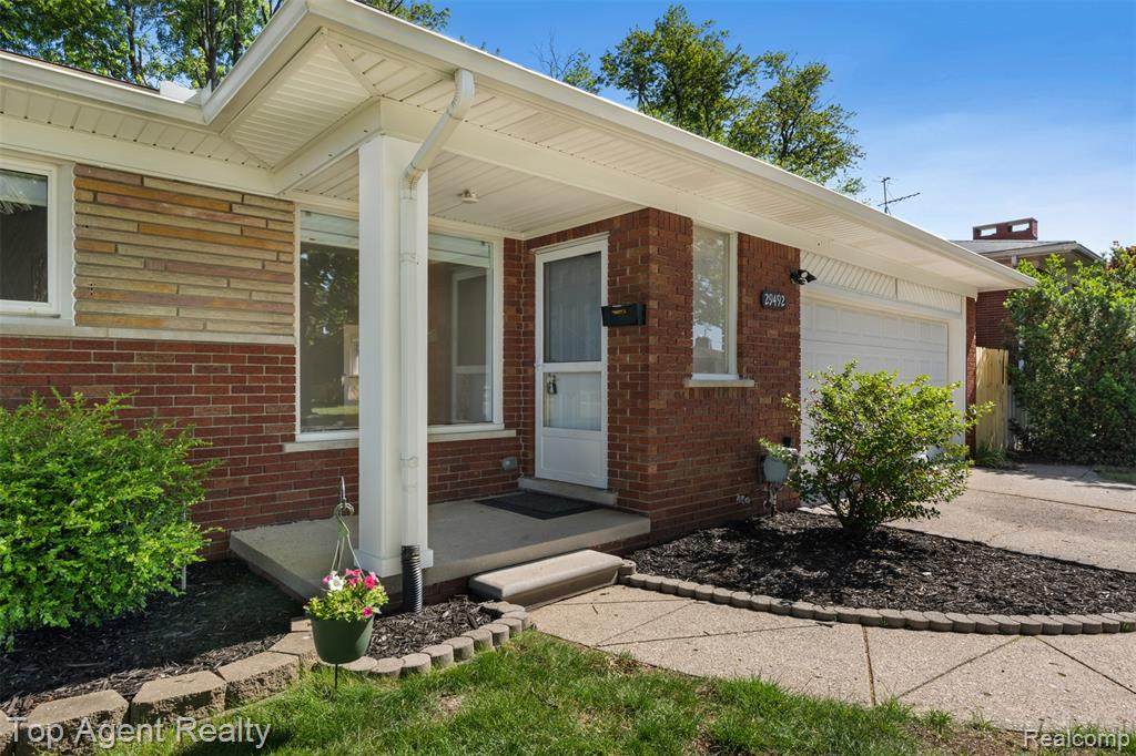 https://bt-photos.global.ssl.fastly.net/michigan/orig_boomver_1_661492824-2.jpg