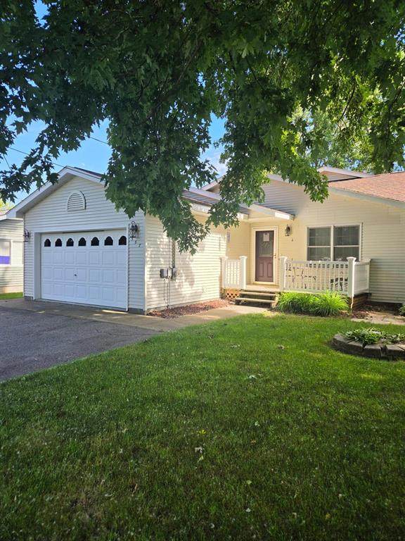 557 Townline Road - Photo 1
