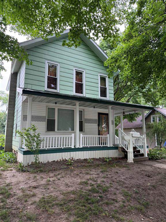 414 Maple Street - Photo 1