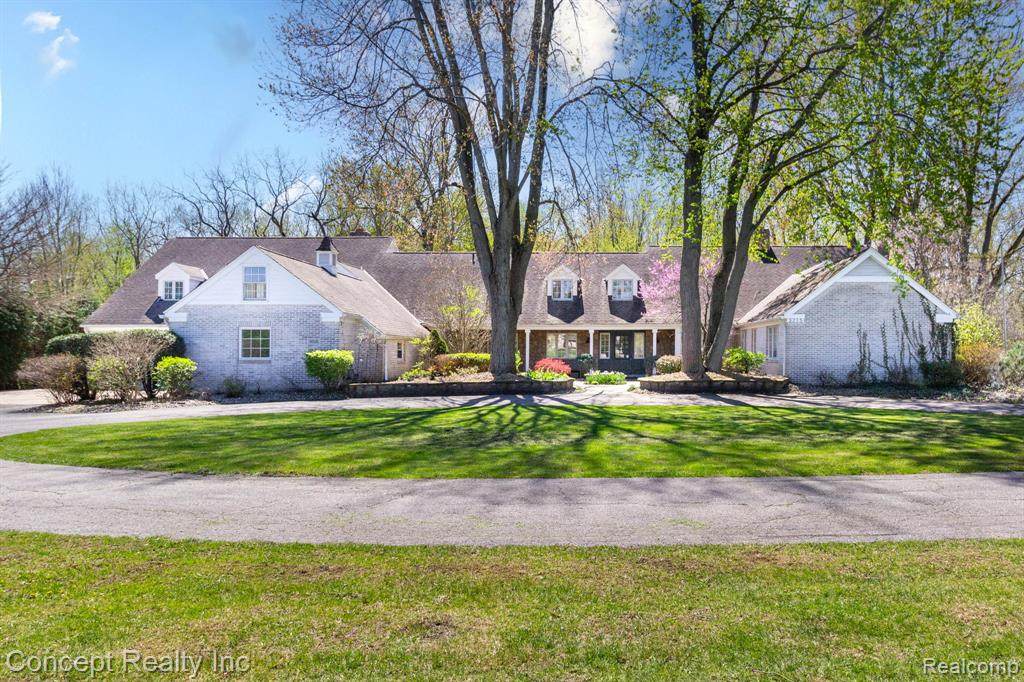 3215 Edgevale Drive - Photo 1