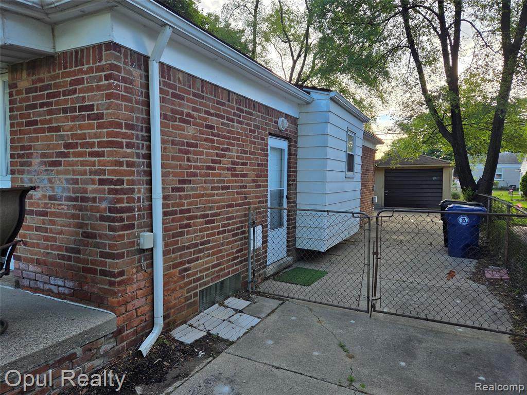 https://bt-photos.global.ssl.fastly.net/michigan/orig_boomver_1_661505807-2.jpg