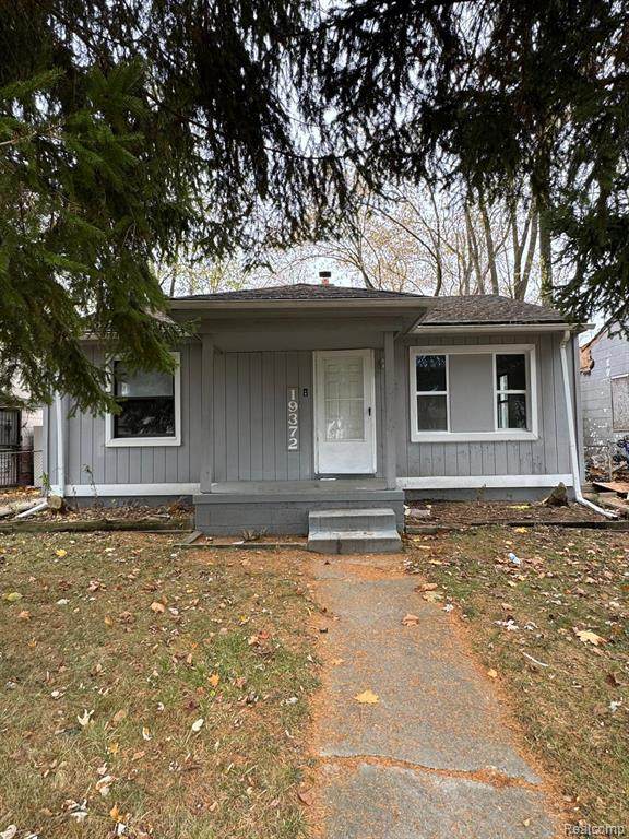 19372 Woodbine Street - Photo 1