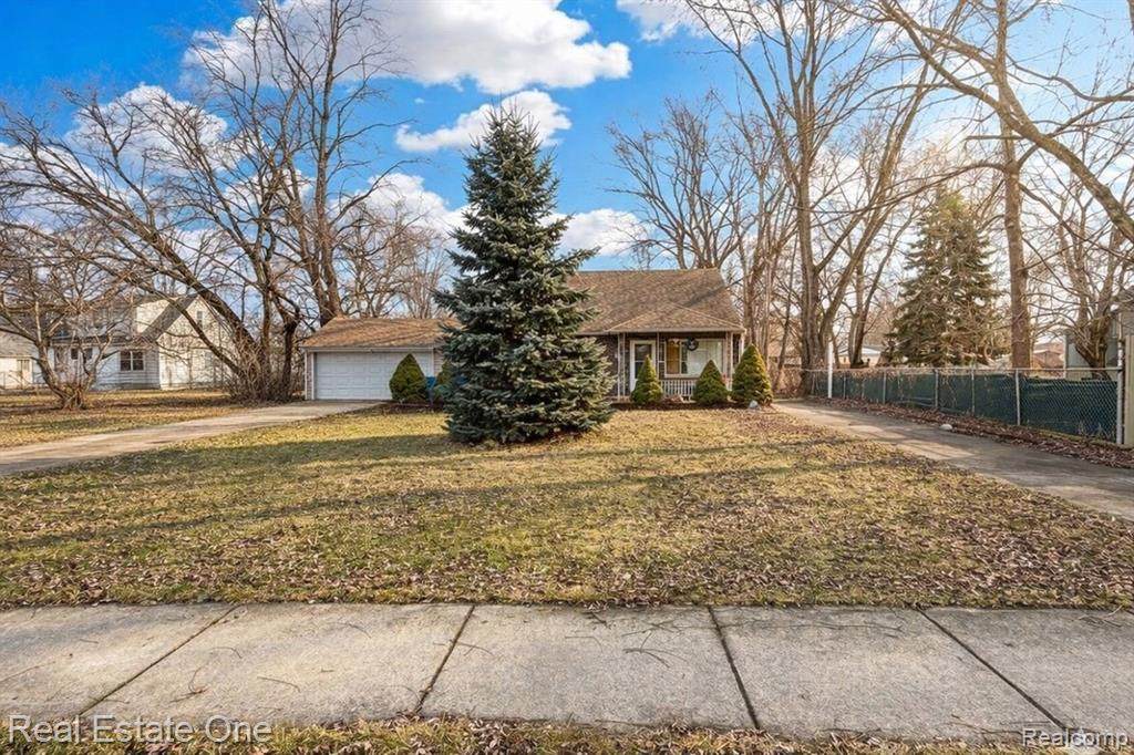 23340 Cunningham Avenue - Photo 1