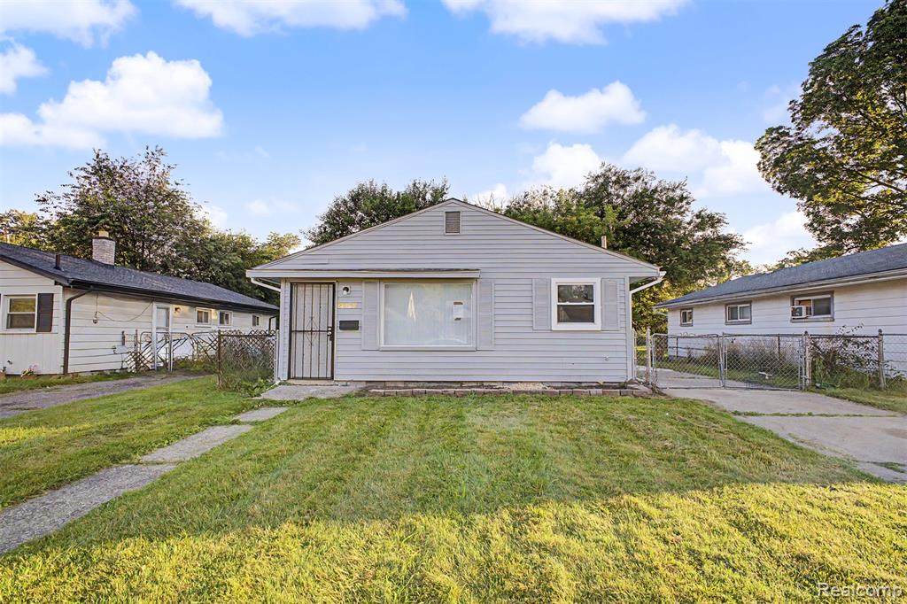26718 Penn Street - Photo 1