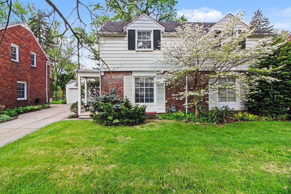 3851 Brewster Street - Photo 1