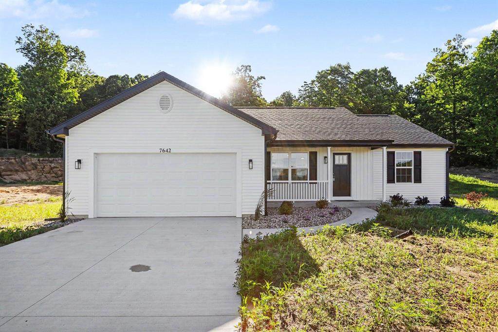 7642 Cinnamon Woods Trail - Photo 1