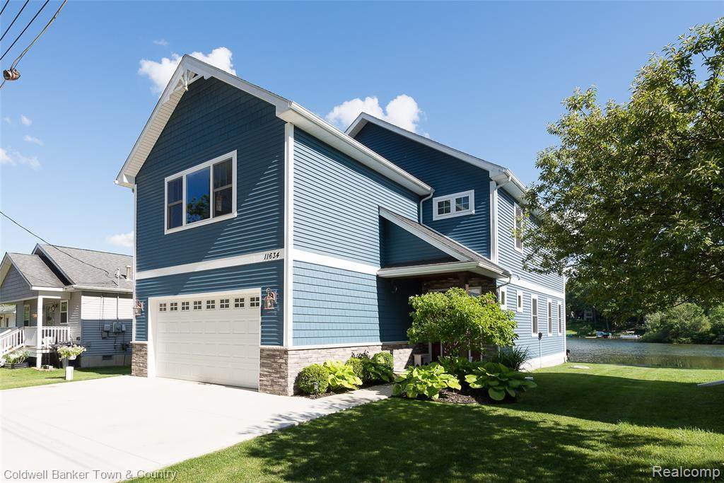 11634 Island Court - Photo 1