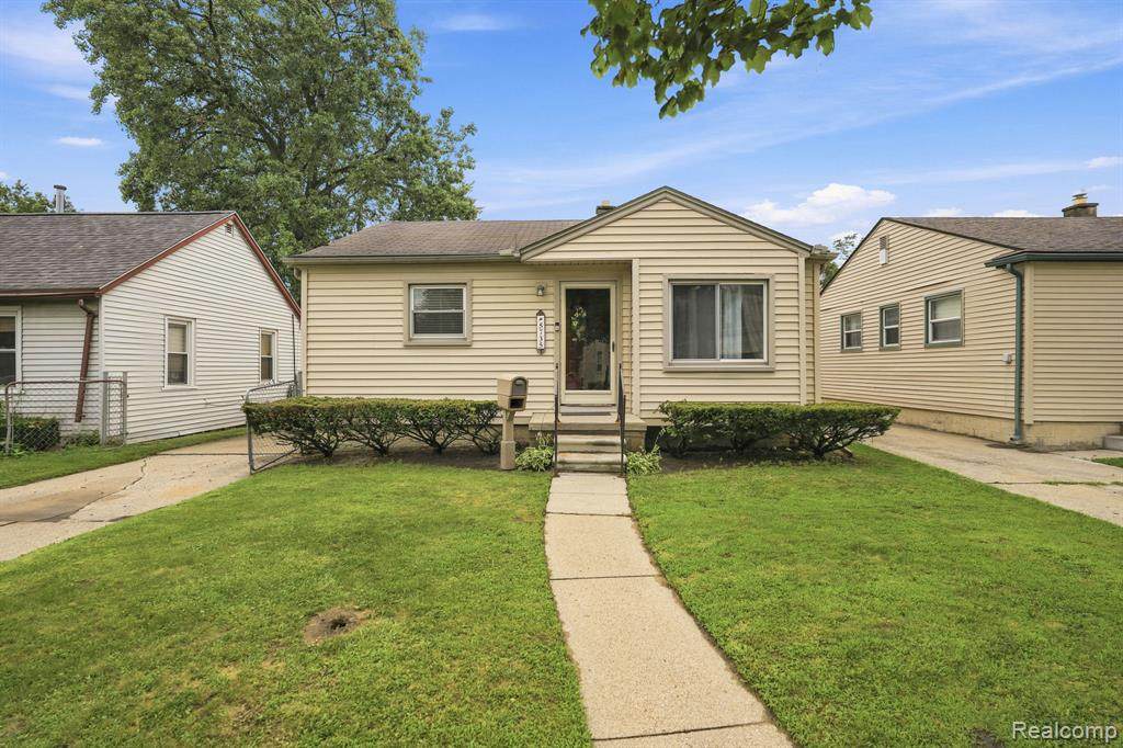 5735 Silvery Lane - Photo 1