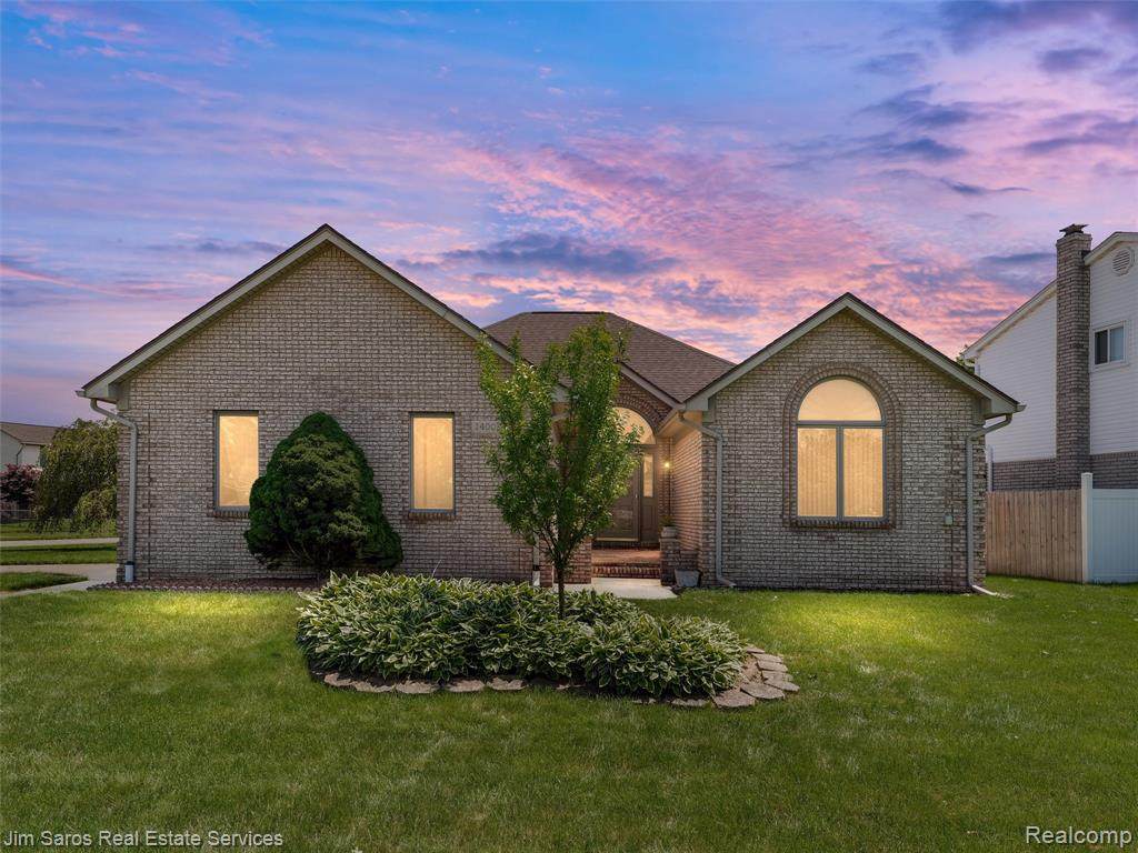 14008 Lakeshore Drive - Photo 1
