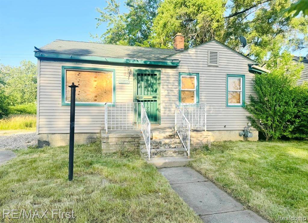 18452 Caldwell Street - Photo 1