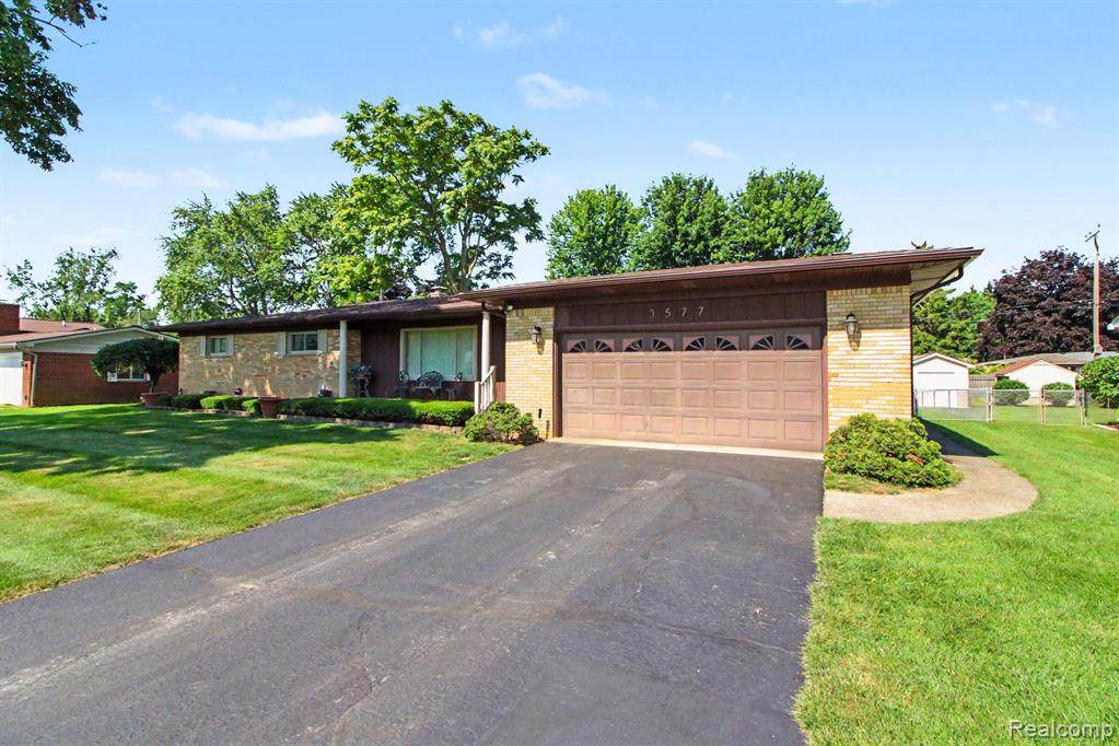 https://bt-photos.global.ssl.fastly.net/michigan/orig_boomver_1_661686628-2.jpg