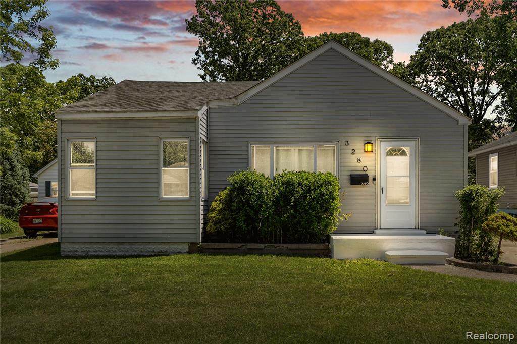3280 Inman Street - Photo 1