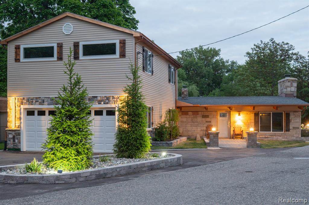 375 Lamothe Drive - Photo 1