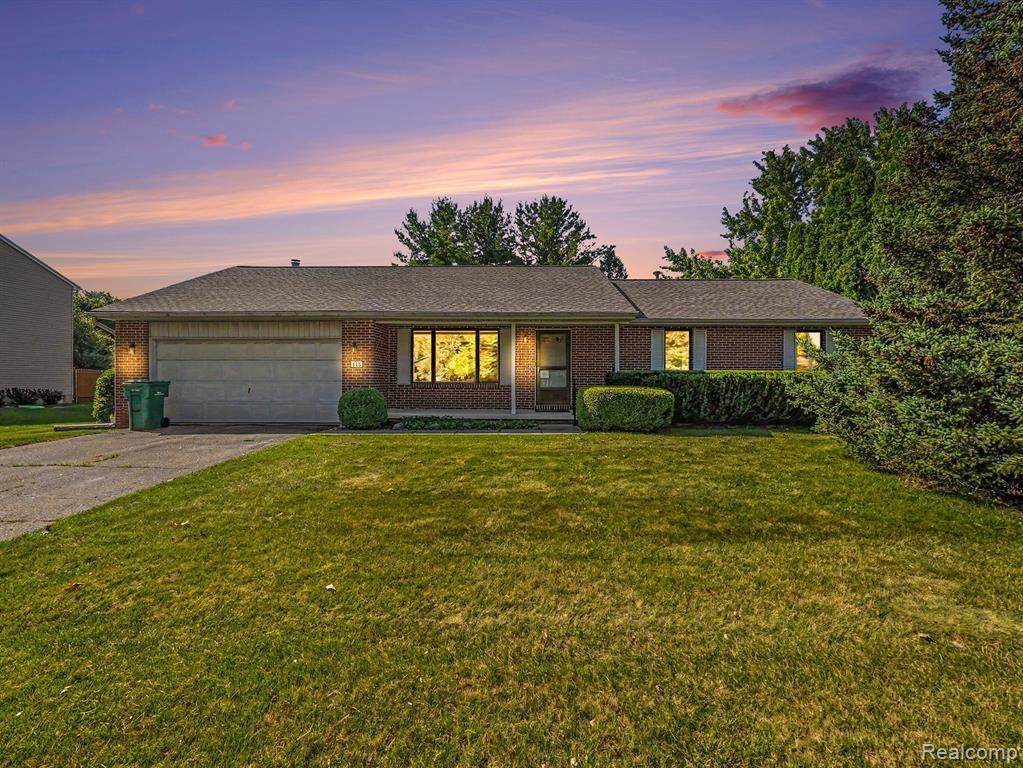 415 Bennington Court - Photo 1