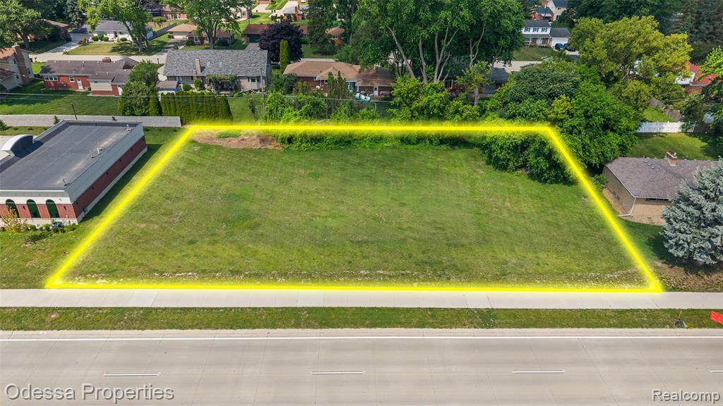42401 Mound Road - Photo 1