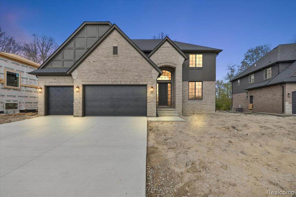 50419 Arcadia Drive - Photo 1