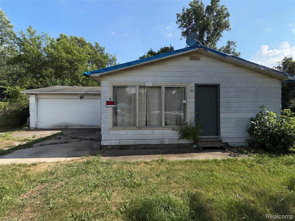1387 Princeton Avenue - Photo 1