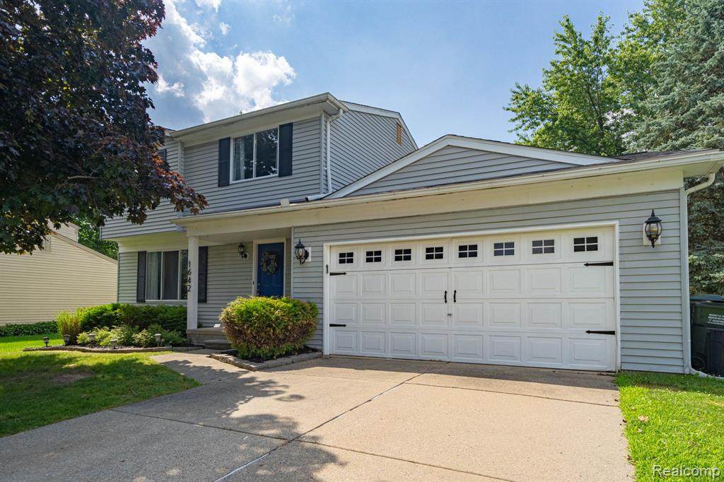 1642 Dancer Drive - Photo 1