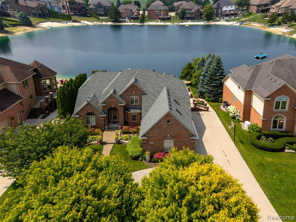 52455 Indian Summer Drive - Photo 1