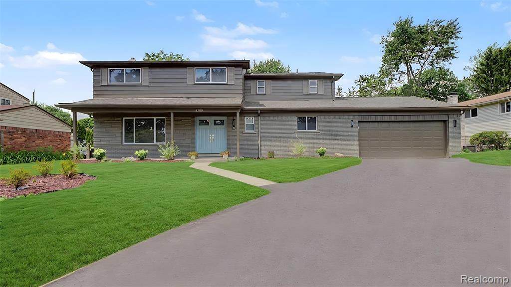 6780 Lee Crest Drive - Photo 1