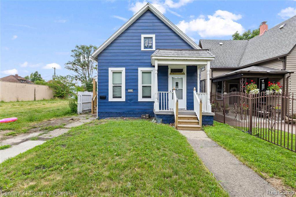 1023 Dragoon Street - Photo 1