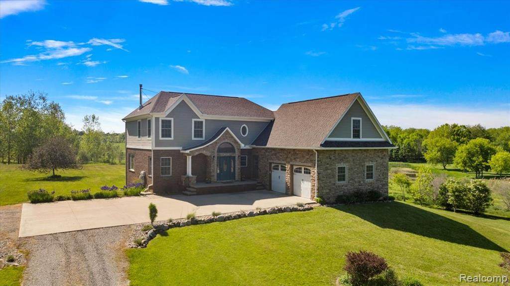 5035 Hidden Ridge Drive - Photo 1