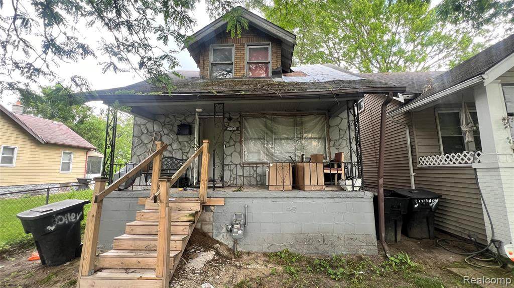 15868 Parkside Street - Photo 1