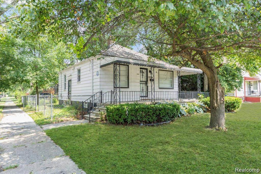 20550 Tireman Street - Photo 1