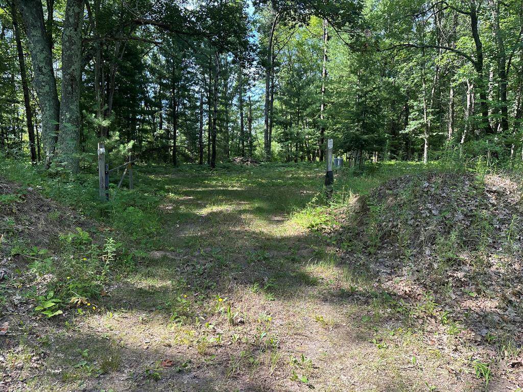 802 Beaver Road - Photo 1