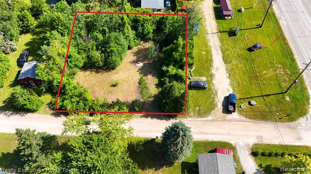 7266 Southwood Road - Photo 1