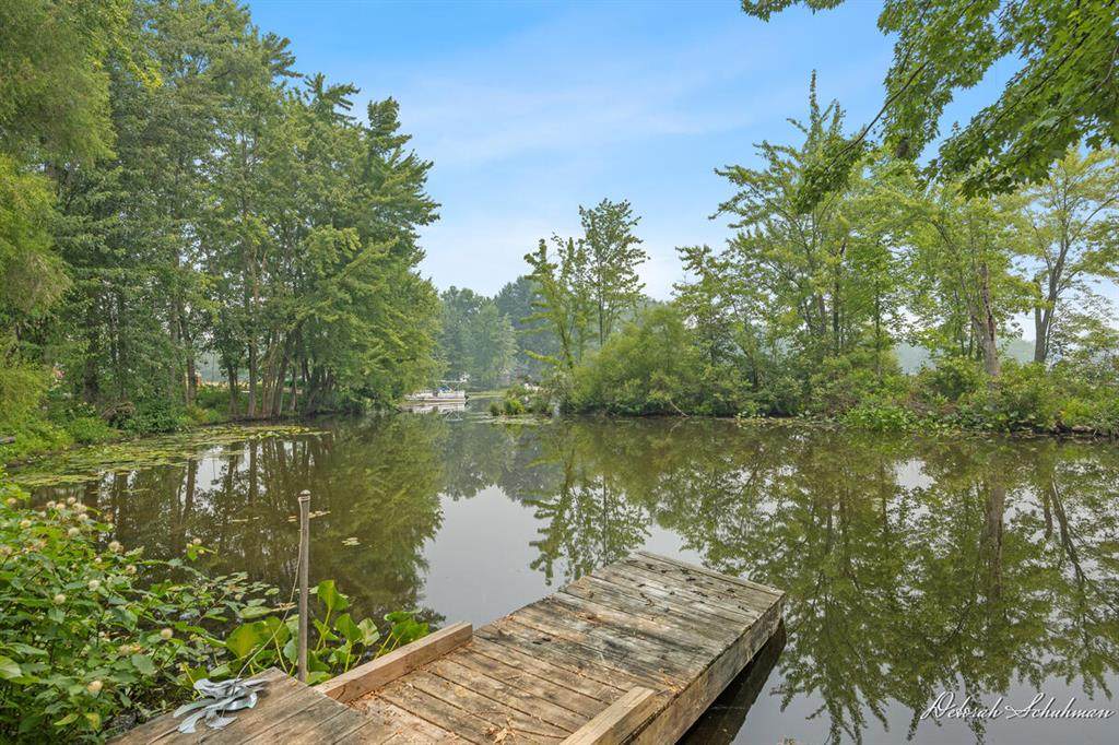 9696 10 Mile Road - Photo 1