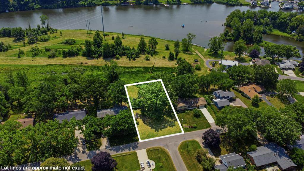 2444 Riverbend Drive - Photo 1