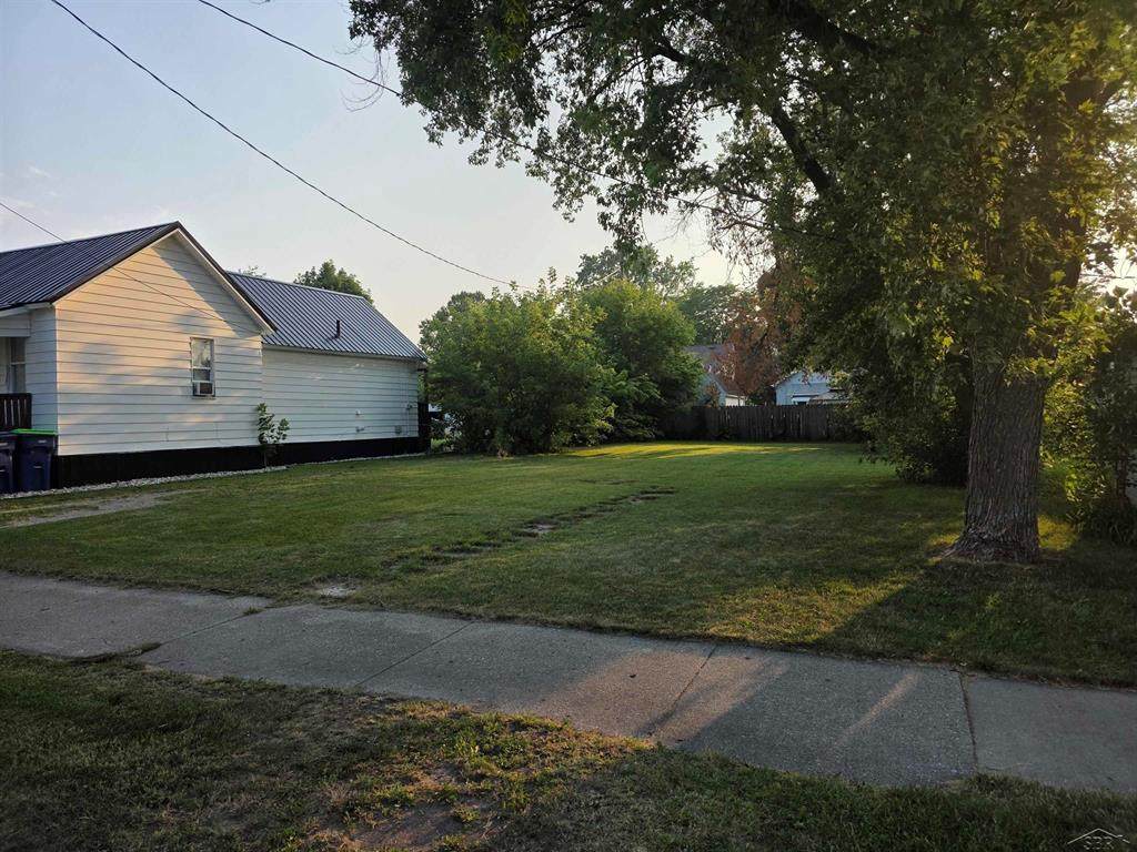 208 Sheridan Street - Photo 1