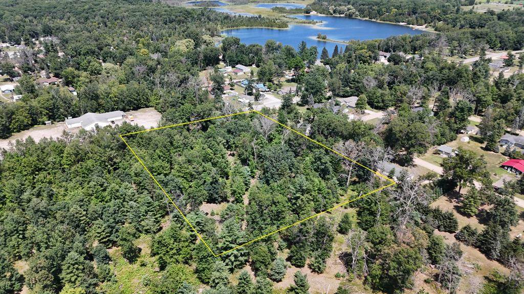 003 Greenwood Road - Photo 1