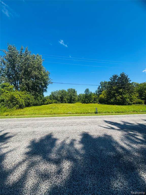 2000 Mapleridge Road - Photo 1