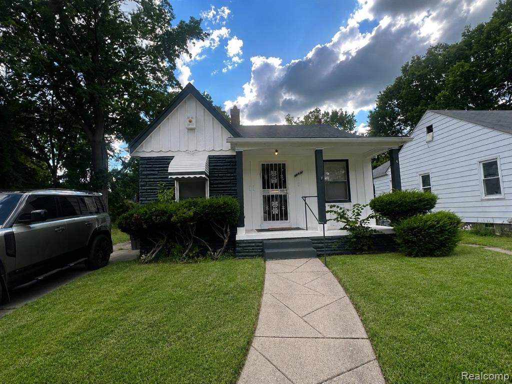 18461 Stout Street - Photo 1