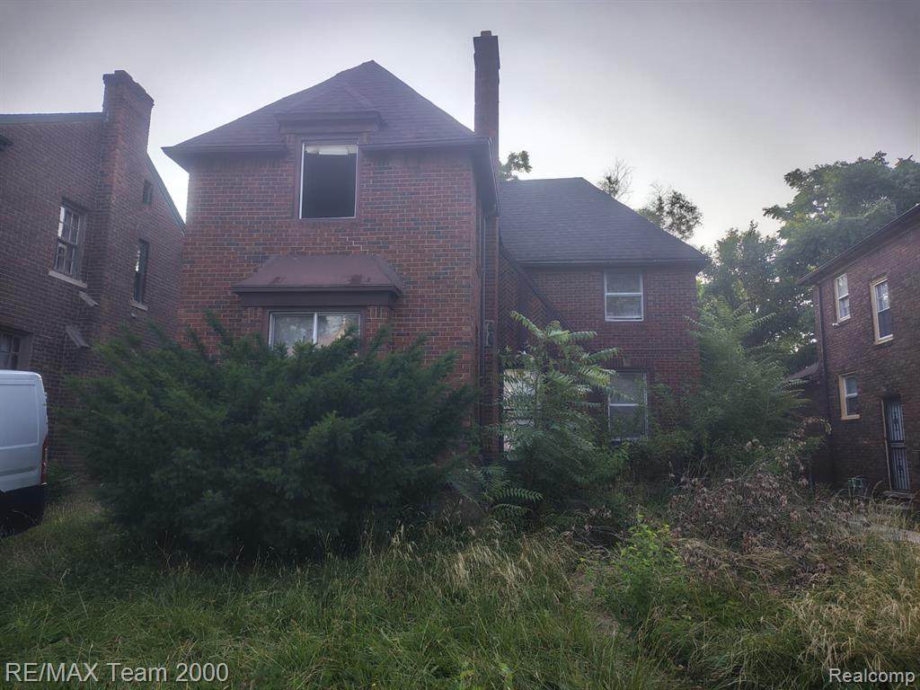 13960 Montrose Street - Photo 1
