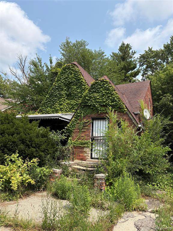 10022 Abington Avenue - Photo 1