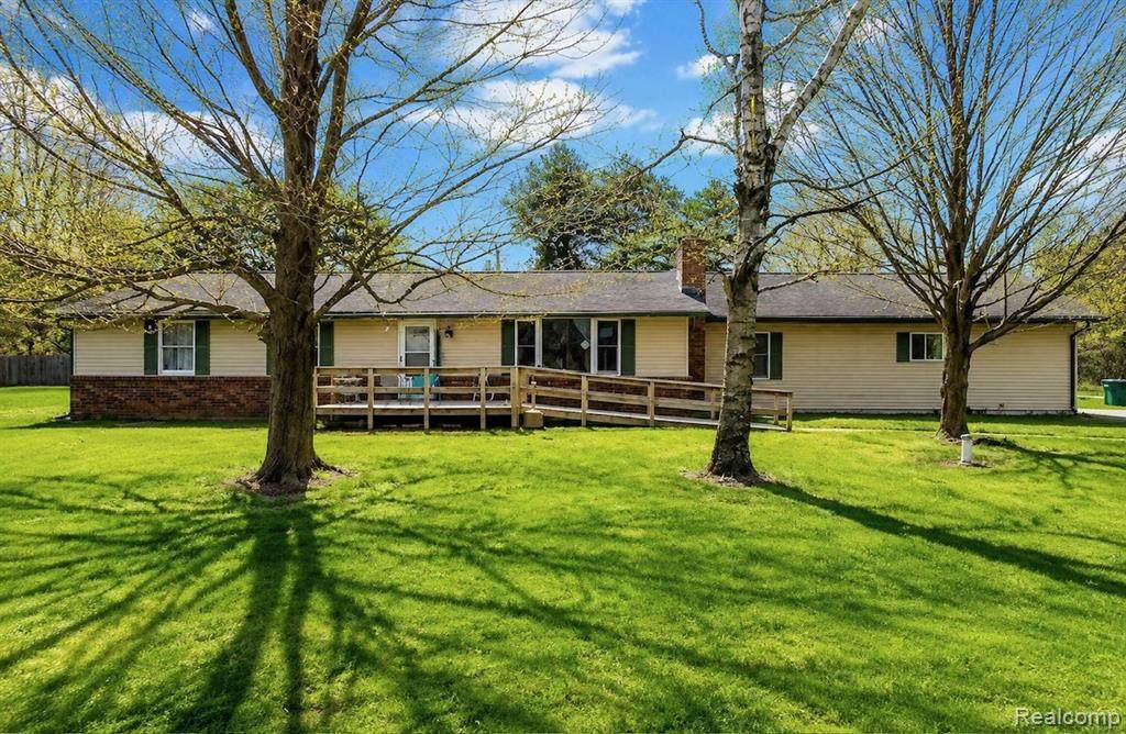 140 Larson Road - Photo 1