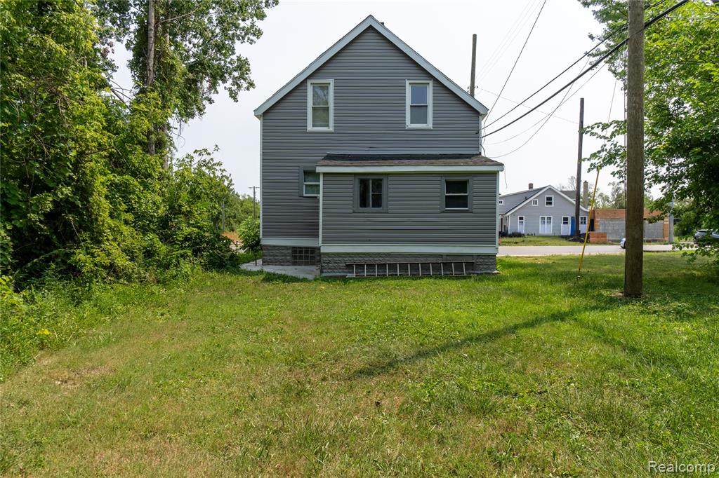 9325 Warren Avenue - Photo 1