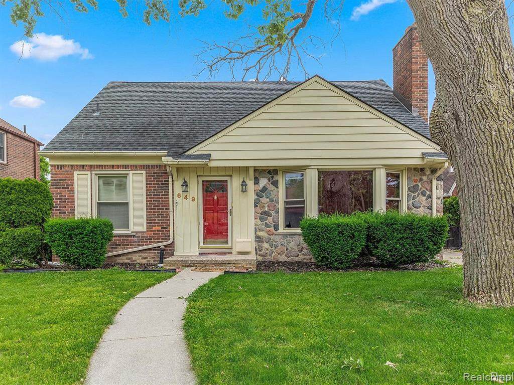 649 Meridan Street - Photo 1