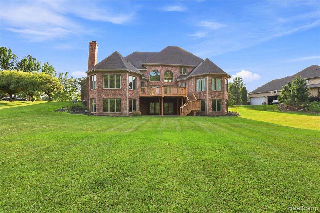 8263 Pine Hollow Trail - Photo 1
