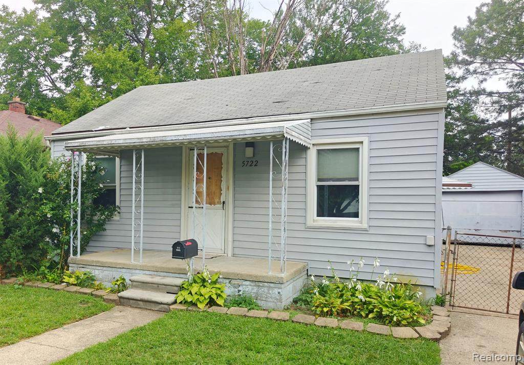 5722 Silvery Lane - Photo 1