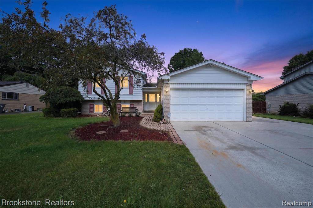 39795 Waldorf Drive - Photo 1