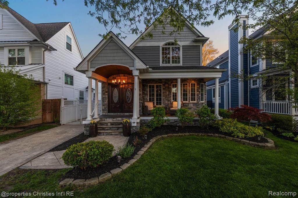 1484 Bird Avenue - Photo 1