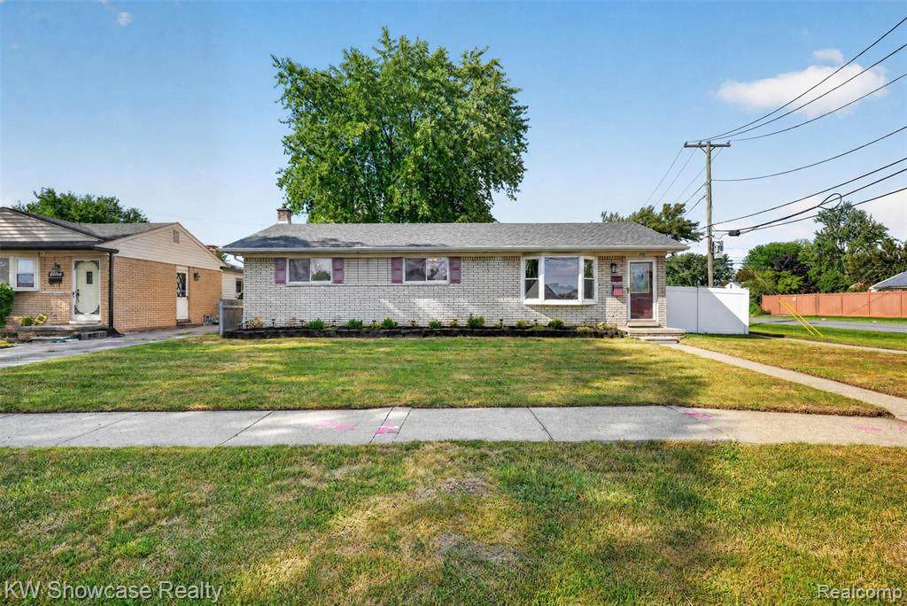32118 Block Street - Photo 1