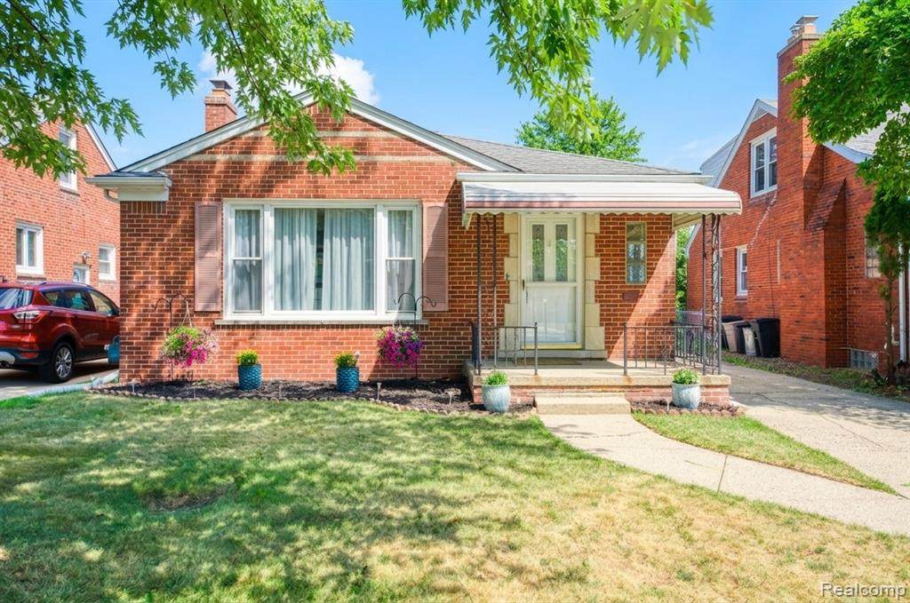20871 Beaufait Street - Photo 1